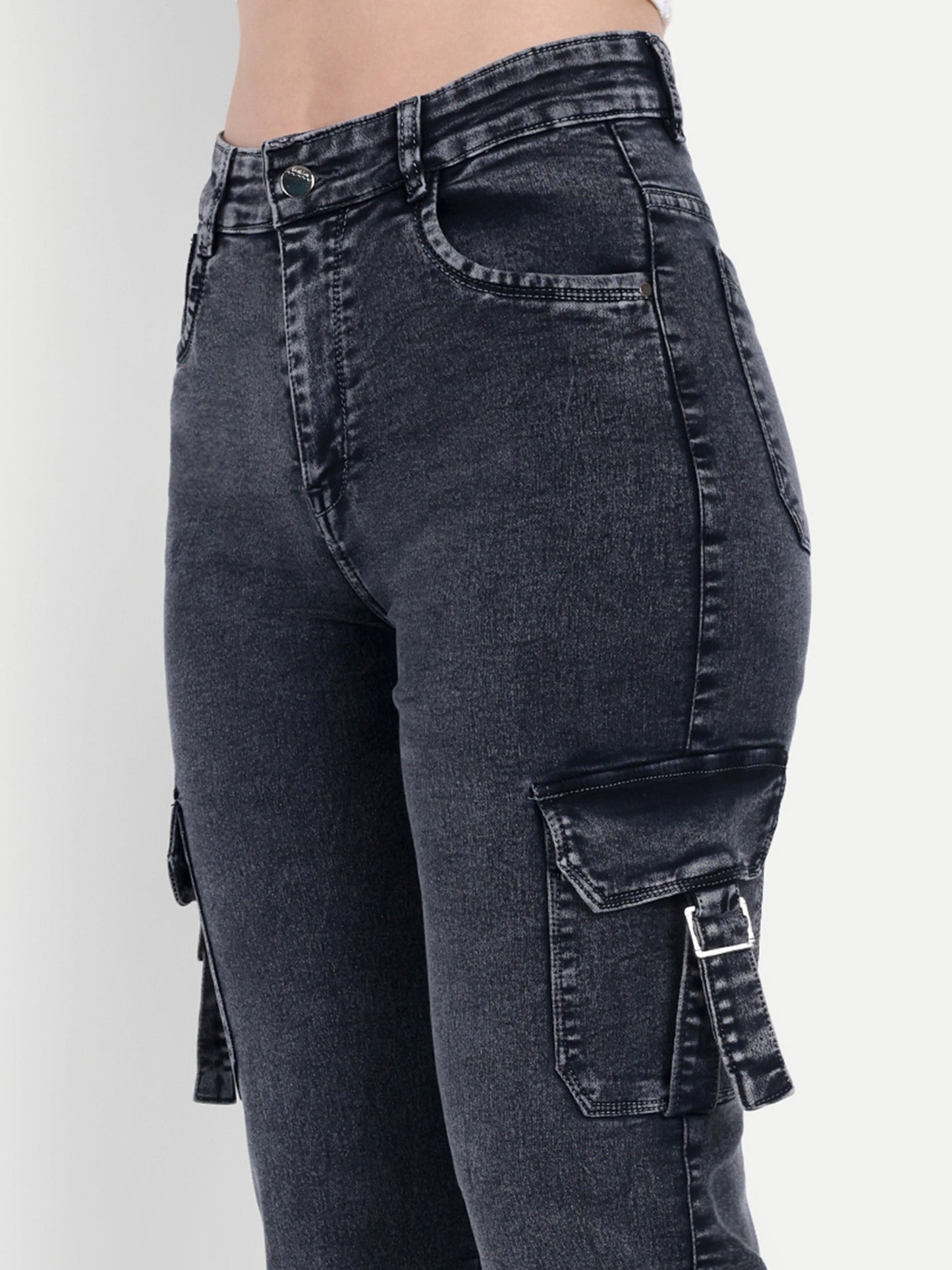 Dickkny AW Black High Rise Regular Denim Blend Six Pocket Cargos Pocket